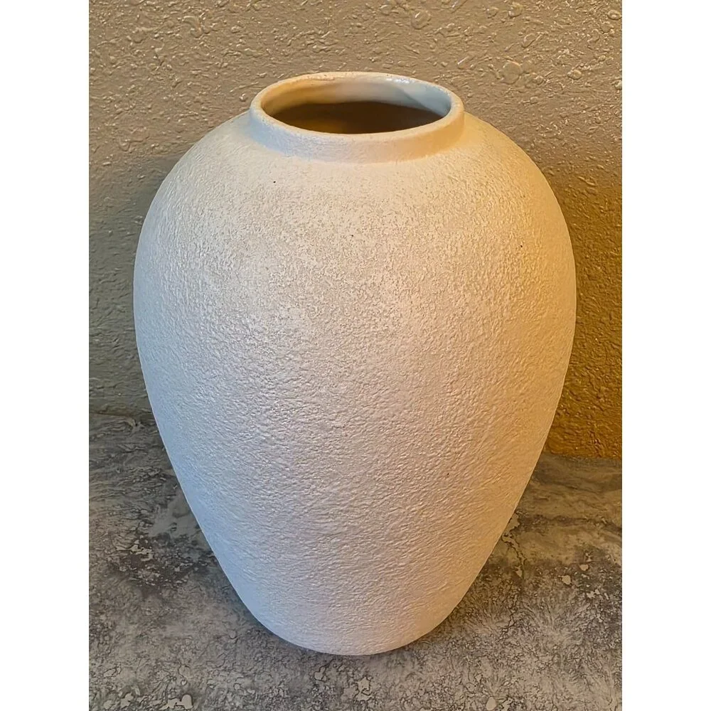 Signed Handcrafted White Textured‎ Vase Red Poppy Floral 10